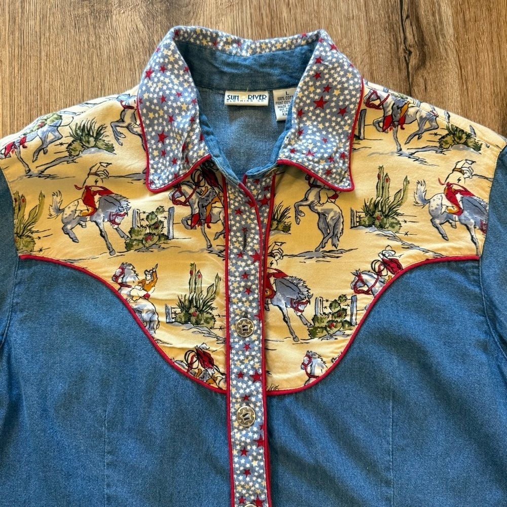 Vintage Western Button Up Shirt Women’s L Denim Horses Cowboy Stars Riding 80s - Picture 3 of 8